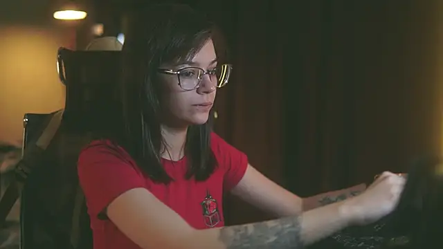 Snapshot of alyssa_sweet chatting on 09/11/25, 03:28 alyssa sweet online show from 09/11/25, 03:28