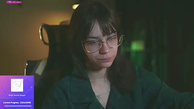 Snapshot of alyssa_sweet chatting on 10/06/25, 06:11 alyssa sweet online show from 10/06/25, 06:11