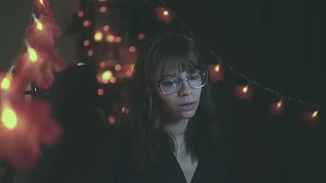 Snapshot of alyssa_sweet chatting on 10/31/25, 05:30 alyssa sweet online show from 10/31/25, 05:30