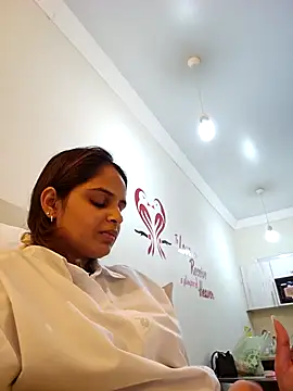 Snapshot of DirtySnowball69 chatting on 12/07/24, 05:53 DirtySnowball69 online show from 12/07/24, 05:53