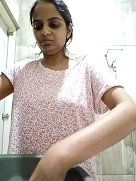 Snapshot of DirtySnowball69 chatting on 12/17/24, 12:54 DirtySnowball69 online show from 12/17/24, 12:54