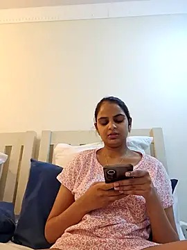 Snapshot of DirtySnowball69 chatting on 12/17/24, 04:00 DirtySnowball69 online show from 12/17/24, 04:00