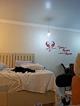 Snapshot of DirtySnowball69 chatting on 01/29/25, 06:28 DirtySnowball69 online show from 01/29/25, 06:28