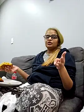 Snapshot of DirtySnowball69 chatting on 09/14/25, 03:55 DirtySnowball69 online show from 09/14/25, 03:55