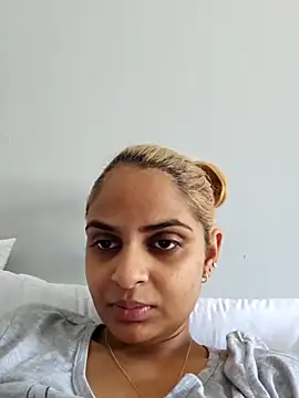 Snapshot of DirtySnowball69 chatting on 10/08/25, 10:24 DirtySnowball69 online show from 10/08/25, 10:24