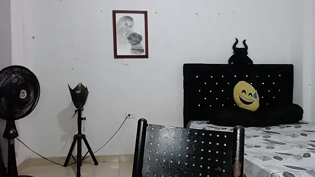 venuz mendoza20 online show from 10/17/25, 09:39