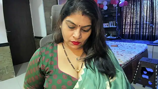 tarivishu23 online show from 02/19/25, 04:34