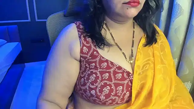 Snapshot of tarivishu23 chatting on 05/13/26, 02:09 tarivishu23 online show from 05/13/26, 02:09