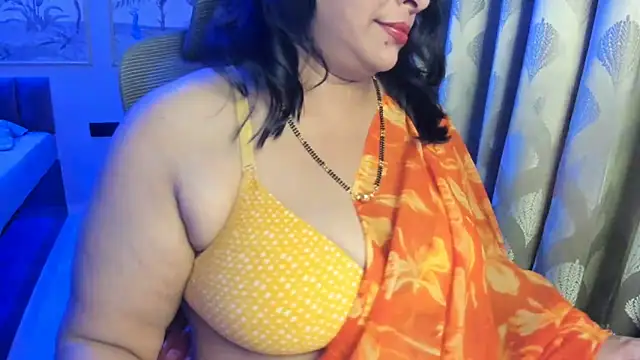 Snapshot of tarivishu23 chatting on 06/09/26, 01:45 tarivishu23 online show from 06/09/26, 01:45