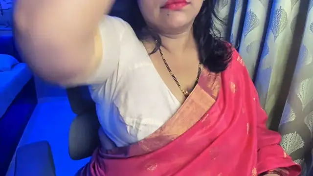 Snapshot of tarivishu23 chatting on 06/18/26, 01:17 tarivishu23 online show from 06/18/26, 01:17