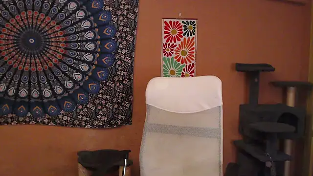 Snapshot of IntimateTales chatting on 03/03/25, 06:44 IntimateTales online show from 03/03/25, 06:44