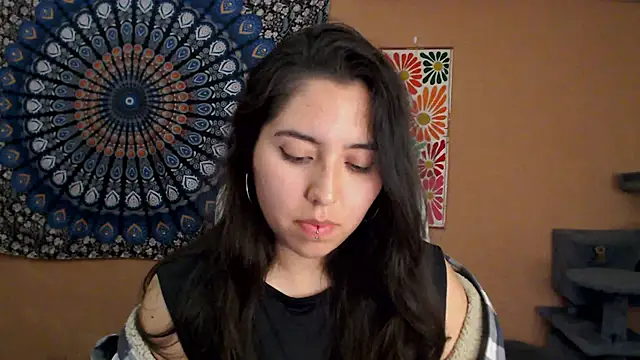 IntimateTales online show from 11/07/25, 06:41