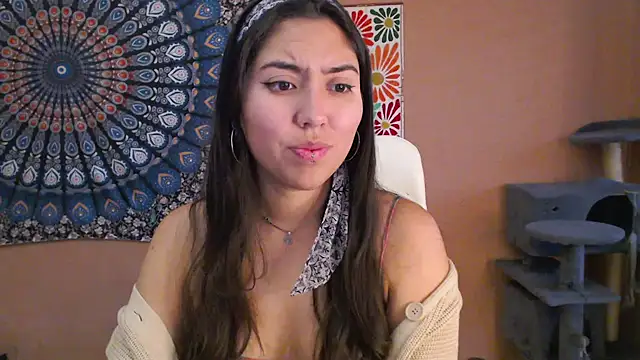 IntimateTales online show from 01/06/26, 08:29