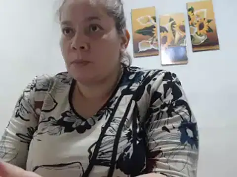 Snapshot of tiffany_horny_1 chatting on 12/28/24, 05:23 tiffany horny 1 online show from 12/28/24, 05:23