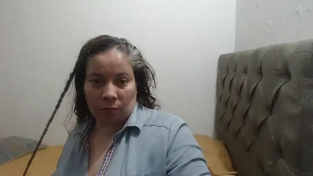 Snapshot of tiffany_horny_1 chatting on 10/09/25, 06:22 tiffany horny 1 online show from 10/09/25, 06:22