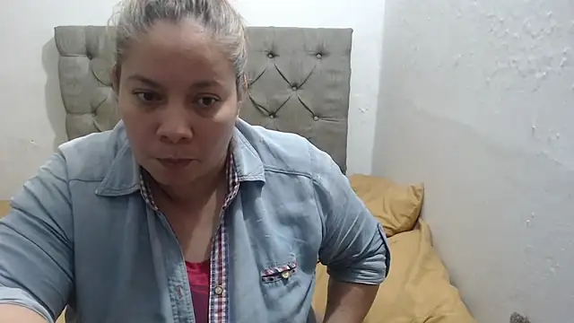 Snapshot of tiffany_horny_1 chatting on 12/14/25, 09:36 tiffany horny 1 online show from 12/14/25, 09:36