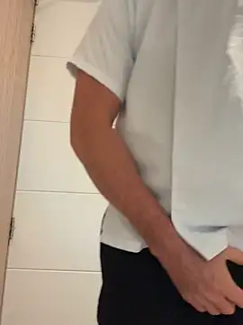 Snapshot of xavier_1988 chatting on 02/27/25, 11:52 xavier 1988 online show from 02/27/25, 11:52