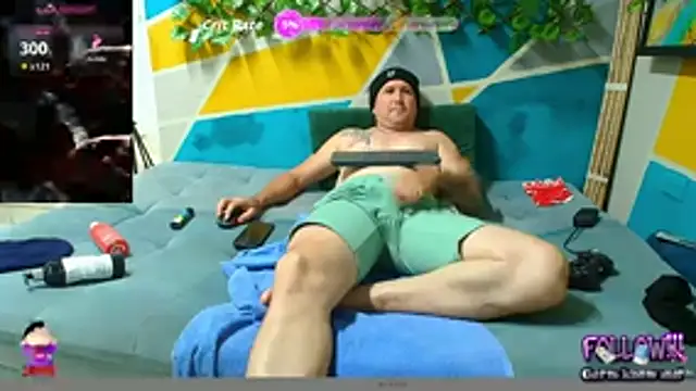 Snapshot of xavier_1988 chatting on 11/15/25, 05:20 xavier 1988 online show from 11/15/25, 05:20