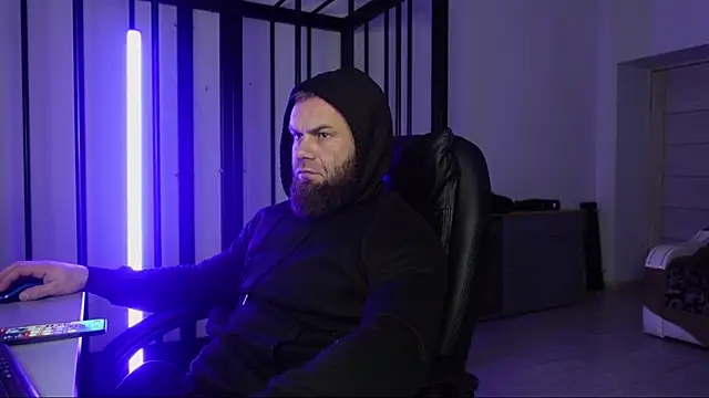 Snapshot of Tommy_Burnz chatting on 02/11/25, 03:29 Tommy Burnz online show from 02/11/25, 03:29