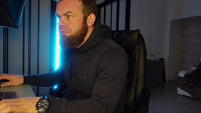 Snapshot of Tommy_Burnz chatting on 03/05/25, 02:36 Tommy Burnz online show from 03/05/25, 02:36