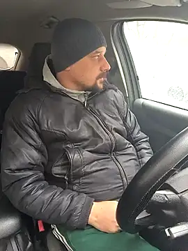 DanielOhCool online show from 02/15/25, 05:51