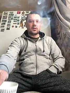 DanielOhCool online show from 02/28/25, 07:26