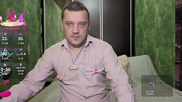 DanielOhCool online show from 10/18/25, 06:48