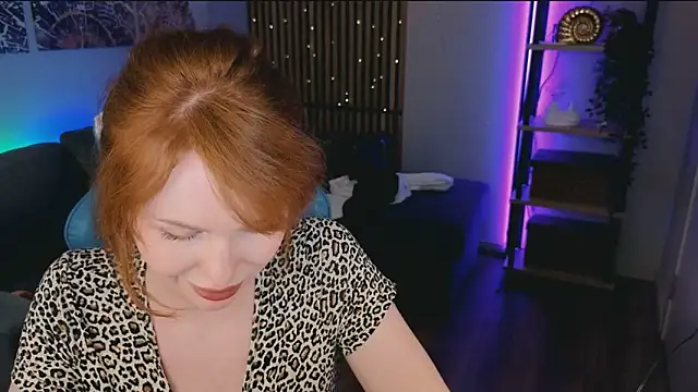 Snapshot of GingerArin chatting on 06/04/26, 10:43 GingerArin online show from 06/04/26, 10:43