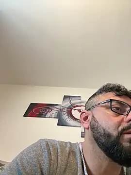 Snapshot of ChiIul11 chatting on 03/21/26, 09:58 ChiIul11 online show from 03/21/26, 09:58