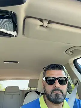 Snapshot of ChiIul11 chatting on 04/11/26, 09:46 ChiIul11 online show from 04/11/26, 09:46