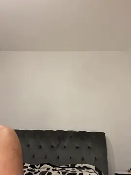 Snapshot of ChiIul11 chatting on 04/16/26, 08:20 ChiIul11 online show from 04/16/26, 08:20