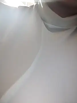 Snapshot of SWEETLUNA077 chatting on 01/17/26, 06:55 SWEETLUNA077 online show from 01/17/26, 06:55