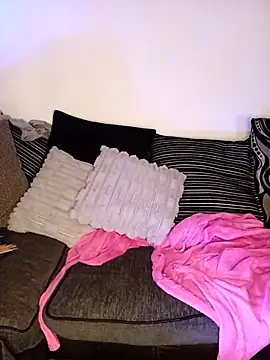 Snapshot of Leanne43 chatting on 02/27/26, 11:05 Leanne43 online show from 02/27/26, 11:05