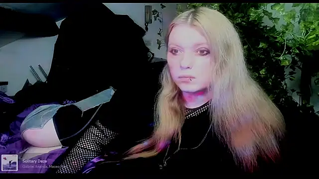 Snapshot of Blacklim00n chatting on 02/21/25, 09:11 Blacklim00n online show from 02/21/25, 09:11