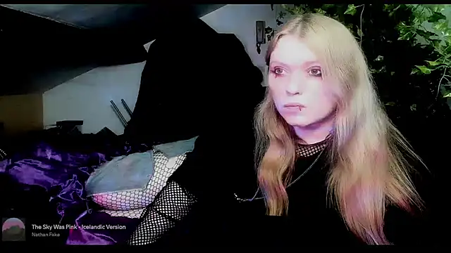 Snapshot of Blacklim00n chatting on 02/24/25, 10:58 Blacklim00n online show from 02/24/25, 10:58