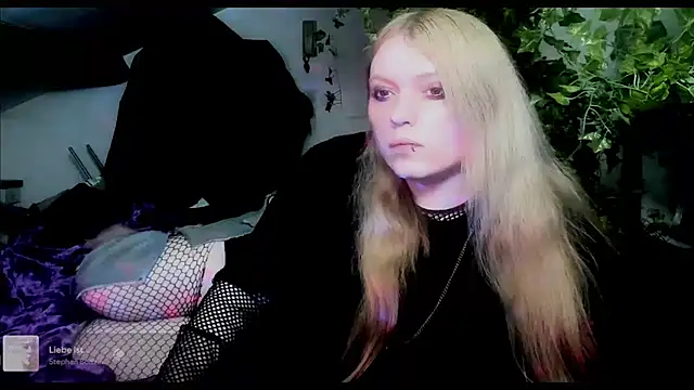 Snapshot of Blacklim00n chatting on 02/27/25, 01:38 Blacklim00n online show from 02/27/25, 01:38