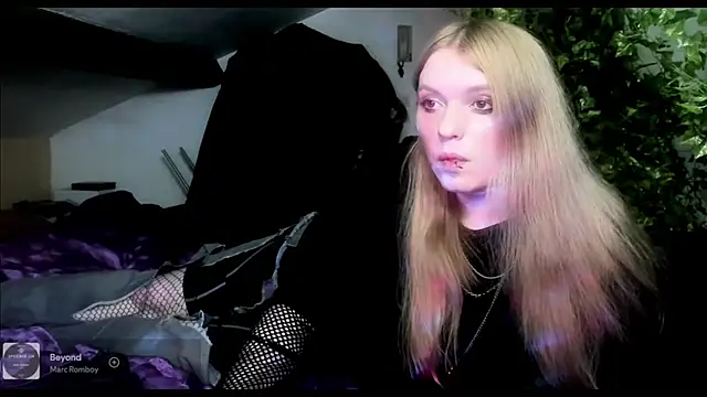 Snapshot of Blacklim00n chatting on 03/16/25, 01:59 Blacklim00n online show from 03/16/25, 01:59