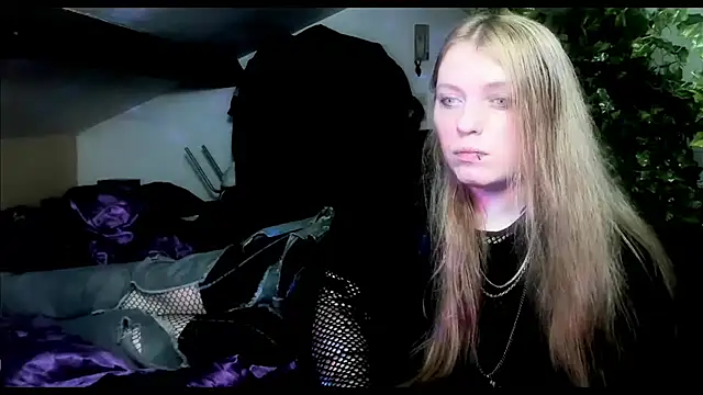 Snapshot of Blacklim00n chatting on 03/19/25, 05:50 Blacklim00n online show from 03/19/25, 05:50