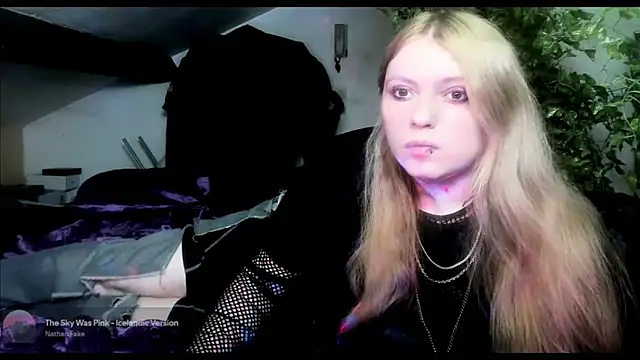 Snapshot of Blacklim00n chatting on 03/20/25, 06:31 Blacklim00n online show from 03/20/25, 06:31