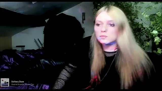 Snapshot of Blacklim00n chatting on 03/22/25, 02:05 Blacklim00n online show from 03/22/25, 02:05