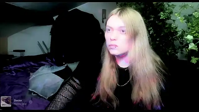 Snapshot of Blacklim00n chatting on 03/22/25, 05:41 Blacklim00n online show from 03/22/25, 05:41