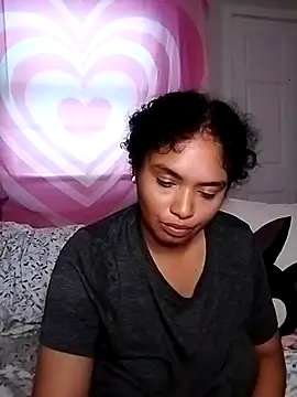 TasteeKitty online show from 10/26/25, 08:04