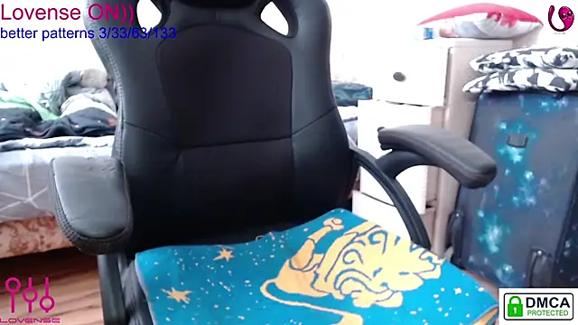 sweet cute cat online show from 03/04/25, 06:58