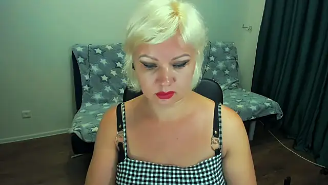 Angelaroberti3 online show from 09/26/25, 05:06