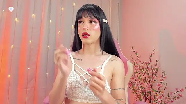 Snapshot of rosseblondee chatting on 11/29/25, 11:19 rosseblondee online show from 11/29/25, 11:19