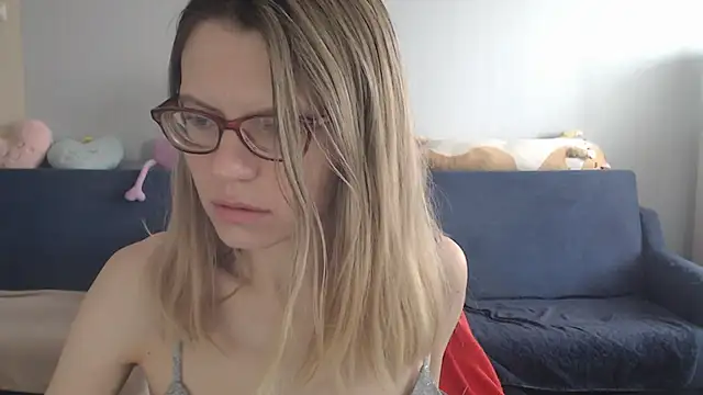 Snapshot of night_is_dark chatting on 03/24/26, 12:54 night is dark online show from 03/24/26, 12:54