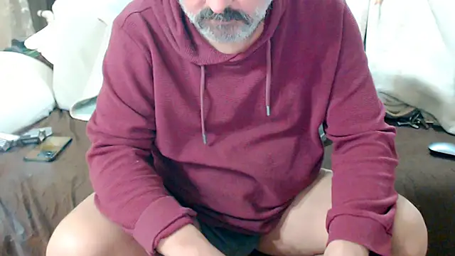 Snapshot of LiONTURK chatting on 02/21/25, 08:38 LiONTURK online show from 02/21/25, 08:38