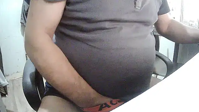 Snapshot of LiONTURK chatting on 04/09/26, 03:28 LiONTURK online show from 04/09/26, 03:28