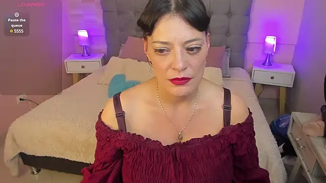  Abril W online show from 02/25/25, 12:25