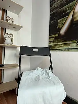 Snapshot of valerie_lya chatting on 03/11/26, 12:55 valerie lya online show from 03/11/26, 12:55